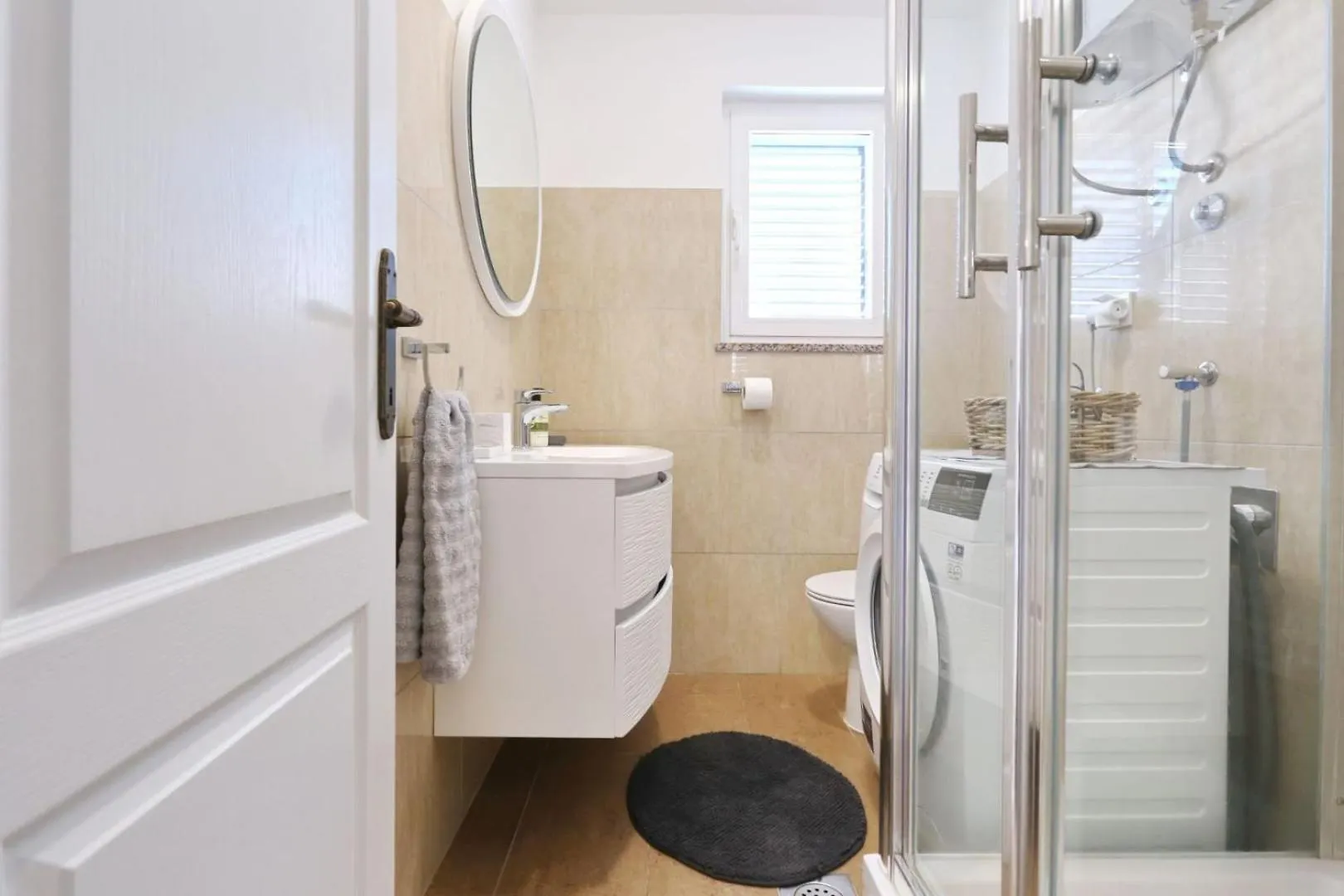Beachfront Holiday House Victoria - Crowonder Luxury Rent Zaton  Chorvatsko