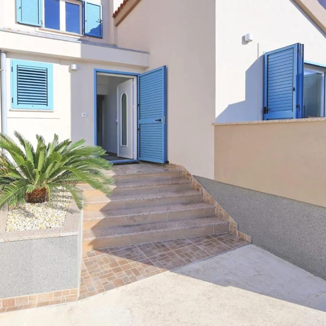 Beachfront Holiday House Victoria - Crowonder Luxury Rent Zaton  0*, Zaton (Zadar) Croatia