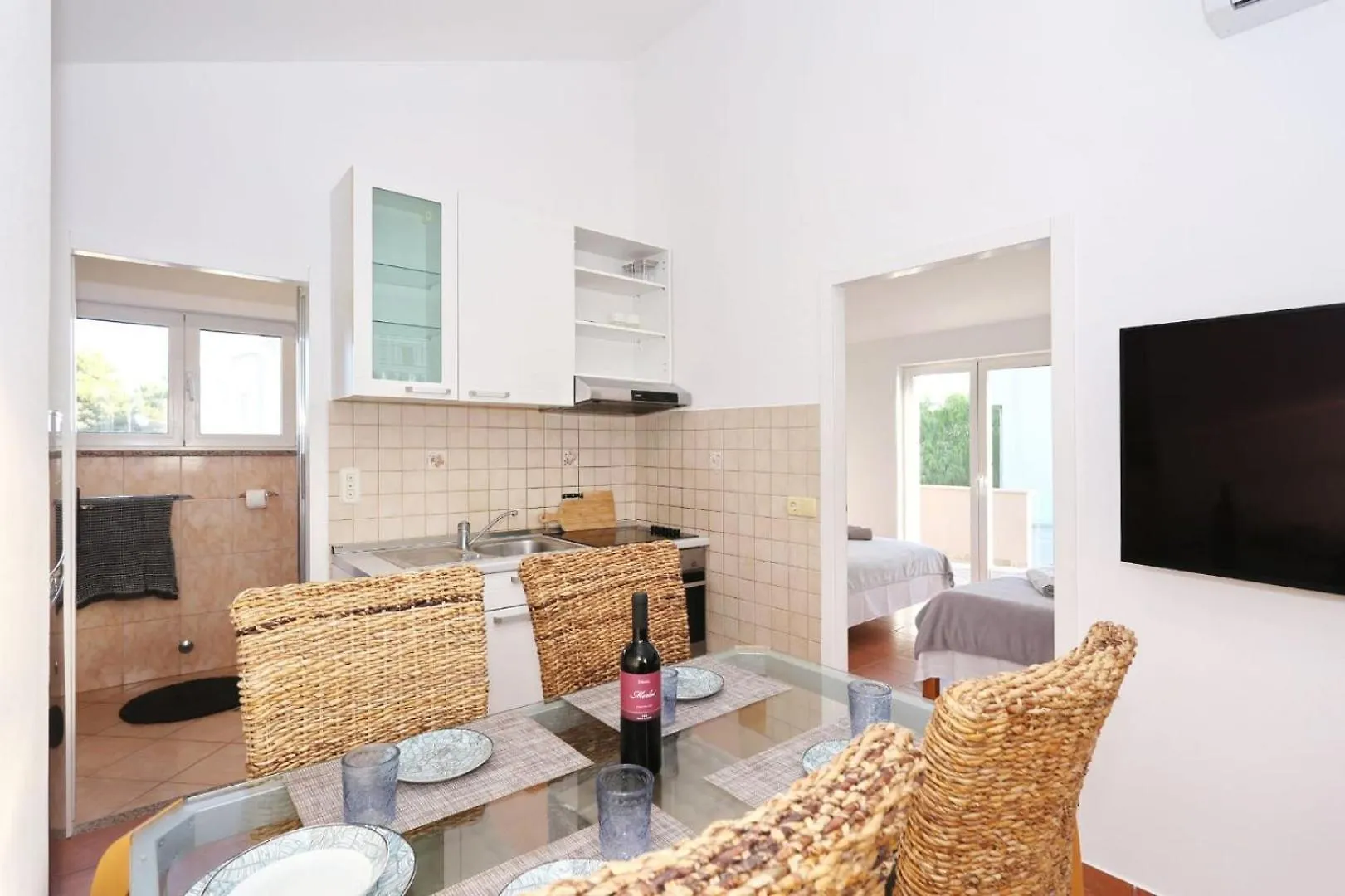 Beachfront Holiday House Victoria - Crowonder Luxury Rent Zaton  Holiday home