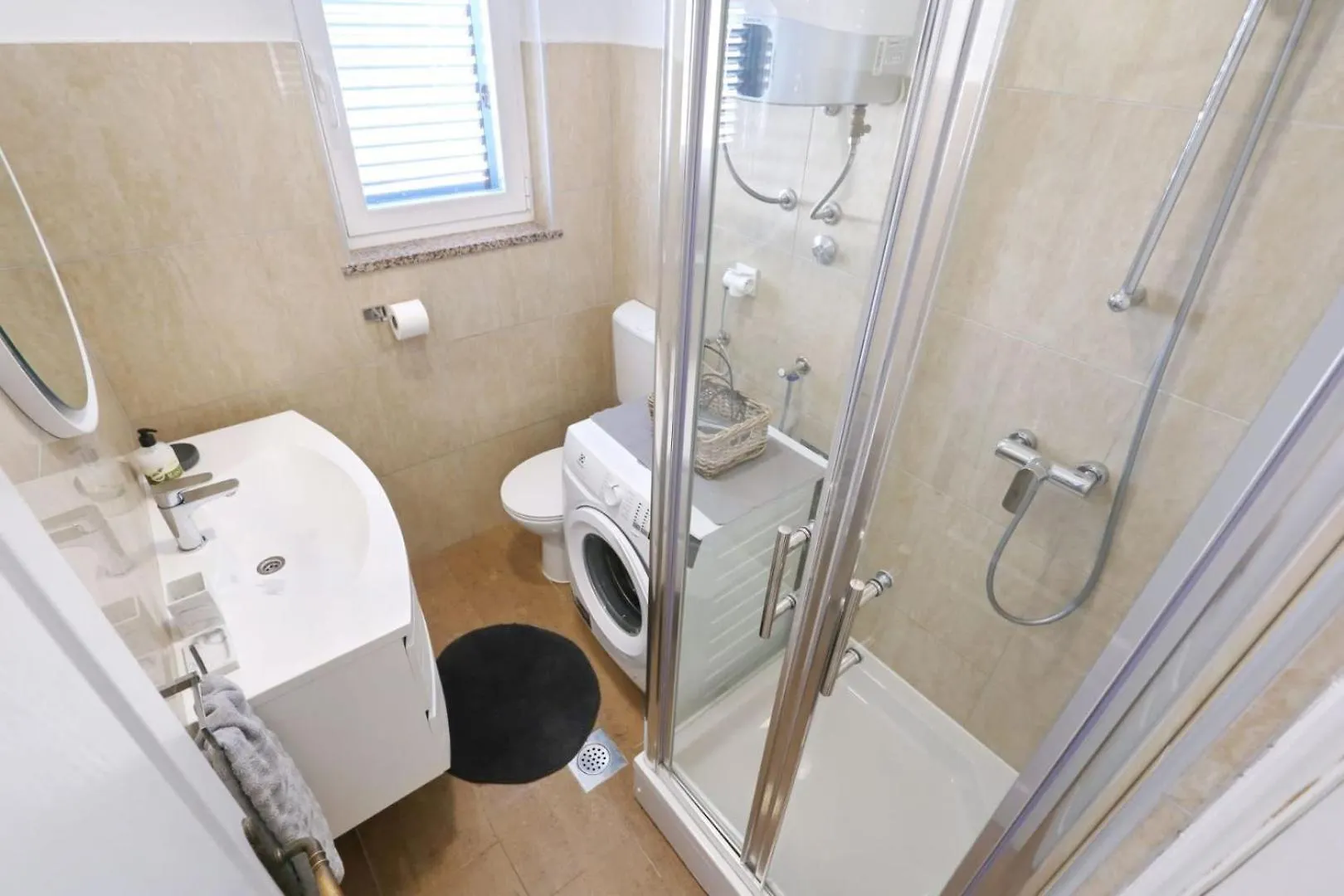 Holiday home Beachfront Holiday House Victoria - Crowonder Luxury Rent Zaton  Croatia