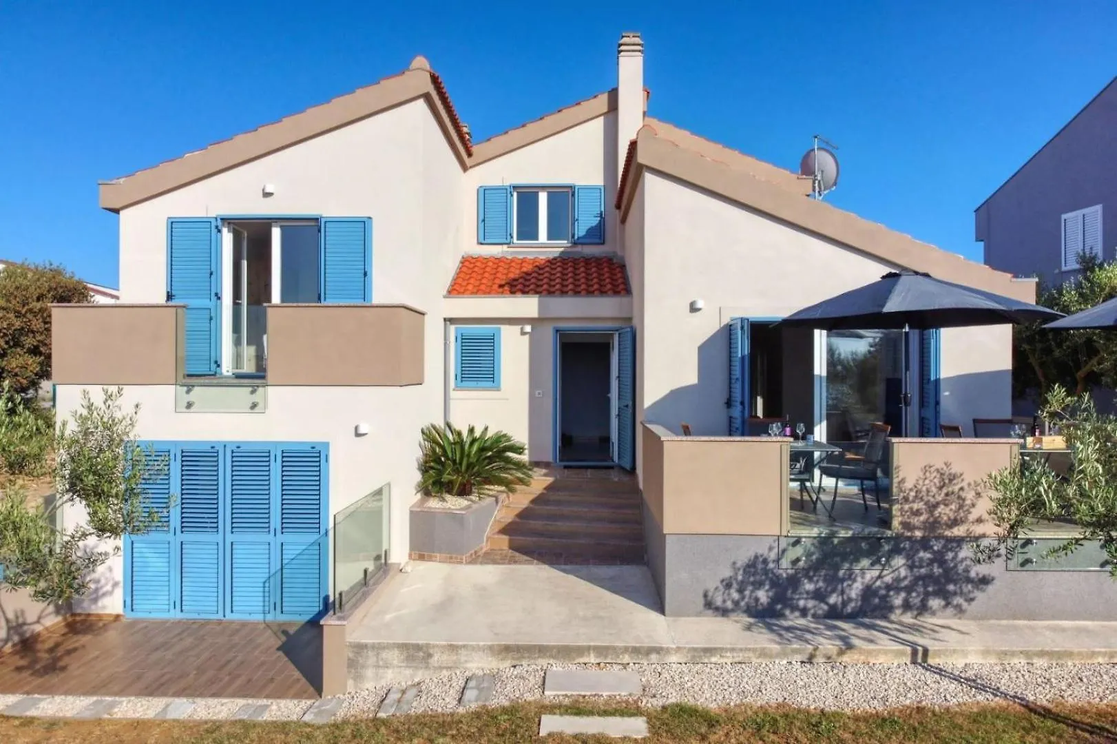Beachfront Holiday House Victoria - Crowonder Luxury Rent location